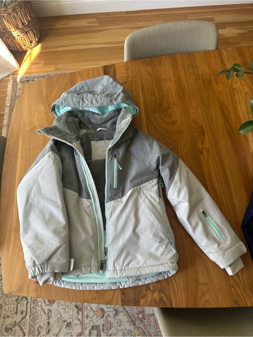 L.L. Bean Girls' Light Gray & Mint Two-Tone Puffer Jacket size 8